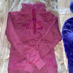 north face sweatshirt